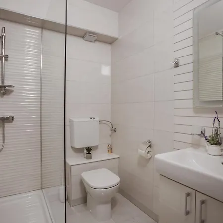 Lucija In - Haus Fuer 7-8 Personen